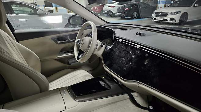 메르세데스-벤츠 'E클래스 풀체인지(W214)' (출처 : 숏카)