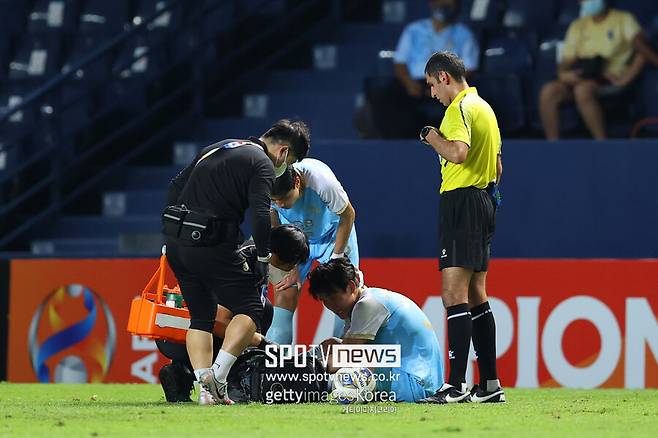 ▲ 살만 아마드 팔라히 주심은 2022년 U-23 아시안컵 한국-태국전을 관장했다. 당시 이강인, 홍현석이 선발로 뛰며 경험한 기억이 있다. 또, 아시아 축구연맹 챔피언스리그 전북 현대-빗셀 고베, 대구FC-산둥 타이산전도 호각을 불었다.