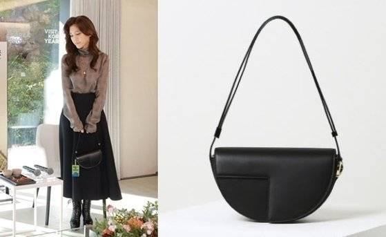 이부진 호텔신라 사장이 지난해 11월 ‘2023~2024 한국방문의 해’를 맞아 열린 관광 전략 간담회에서 빠투(PATOU)의 검정 숄더백 ‘르 빠투 백 블랙’을 들고 있는 모습. [사진 출처 = 연합뉴스(왼쪽), LF]