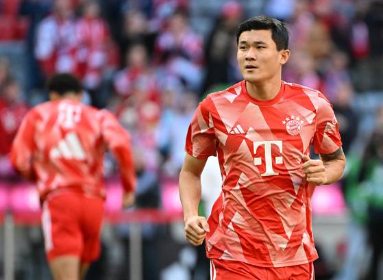 Bayern Munich's Kim Min-jae warms up before a match against Darnmstadt in Munich, Germany on Oct. 28, 2023. [REUTERS/YONHAP]