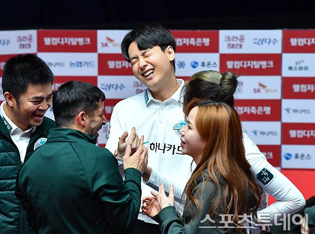 스포츠투데이 포토