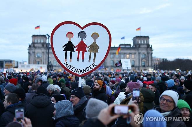 베를린에서 열린 AfD 규탄집회 [AFP 연합뉴스 자료사진. 재판매 및 DB 금지]