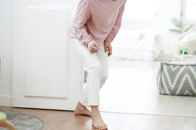 중년부터는 전신 노화와 함께 무릎 기능도 자연스럽게 퇴화하는데, 무엇보다 무릎 손상을 예방하고 주변 근육을 강화하는 운동이 필요하다. [사진=클립아트코리아]