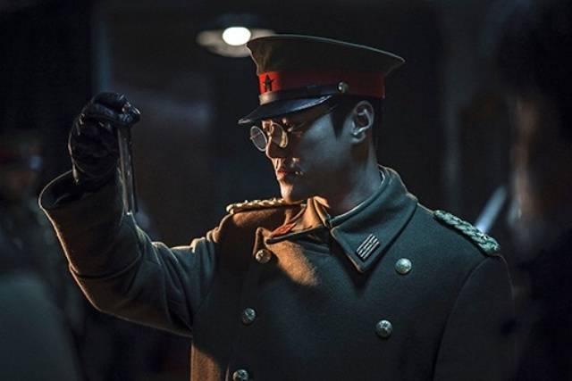 배우 최영준이 넷플릭스 오리지널 시리즈 '경성크리처'를 새롭게 쓴 책 한 권이라고 표현했다. /넷플릭스