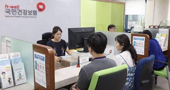 보건복지부는 건강보험 보장성 강화 대책 후속조치 일환으로 1일부터&nbsp;뇌 질환을 진단하기 위한 뇌·뇌혈관·특수 MRI 검사 비용이 평균 9만~18만 원 수준으로 크게 내려간다고 밝혔다. (사진=저작권자(c) 연합뉴스, 무단 전재-재배포 금지)