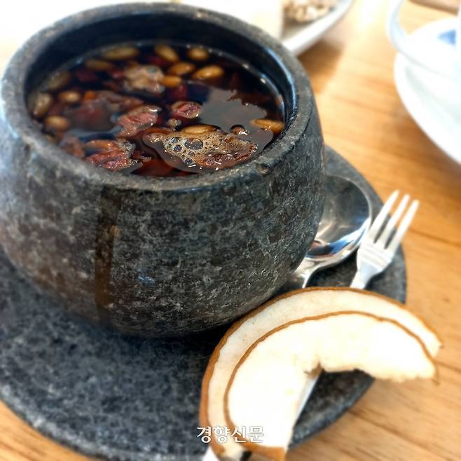 배쌍화차와 말린 배