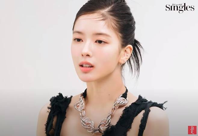 배우 노정의가 1일 1팩을 한다고 말했다./사진=유튜브 채널 '싱글즈 코리아' 캡처