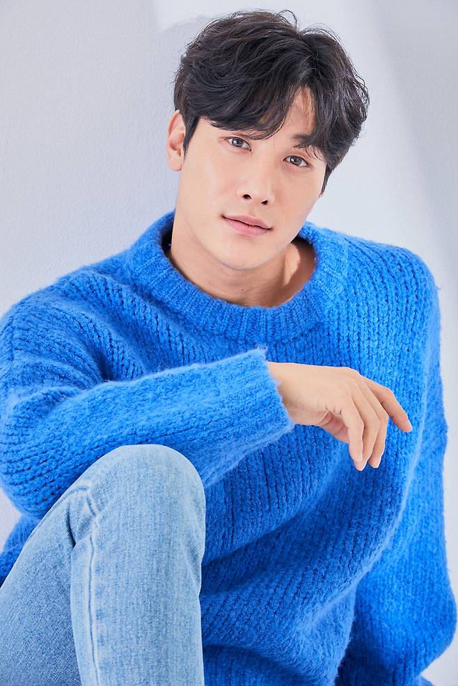 KBS2 드라마 ‘우아한 제국’에서 장기윤 역을 연기한 배우 이시강. 사진 에이코닉