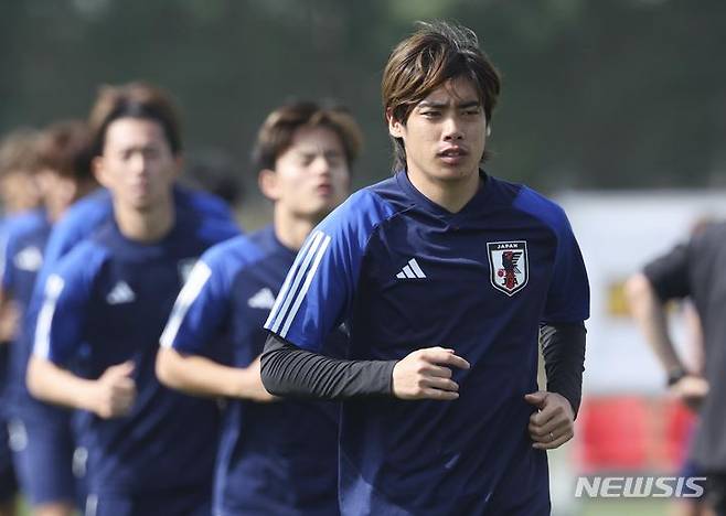 [도하(카타르)=뉴시스] 김근수 기자 = 일본 축구 대표팀 이토 준야가 16일(현지시각) 카타르 도하 알 에르살 트레이닝 센터에서 훈련하고 있다. 2024.01.16. ks@newsis.com