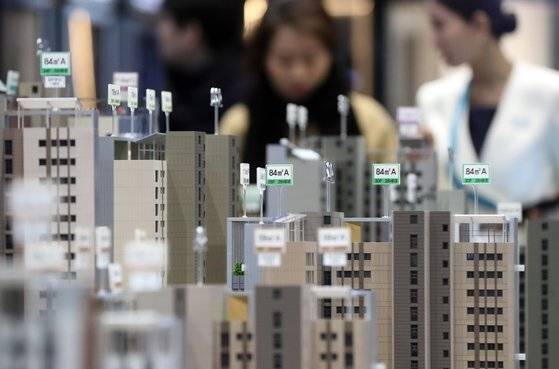 견본주택 내 모형도 [사진 = 연합뉴스]