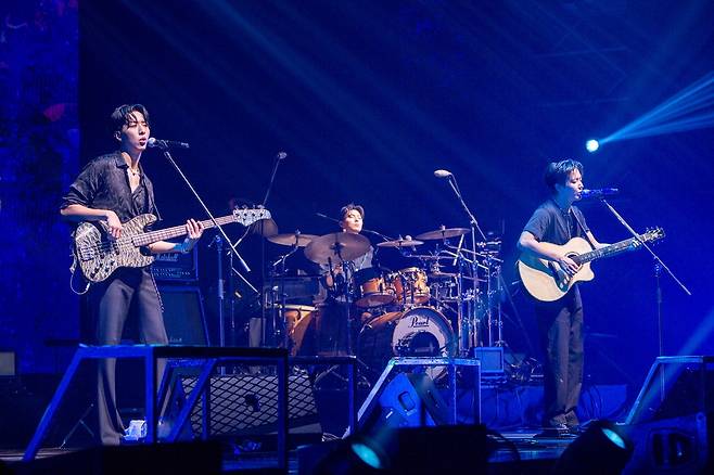 오는 3월 아시아 투어를 앞두고 있는 밴드 씨엔블루.  FNC엔터테인먼트