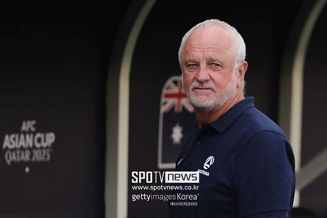 ▲&nbsp;그레이엄 아놀드 감독이 이끈 호주 축구대표팀은 지난 28일 도하의 자심 빈 하마드 스타디움에서 열린 2023 아시아축구연맹(AFC) 카타르 아시안컵 16강전에서 인도네시아를 제압하고 8강에 올랐다.&nbsp;