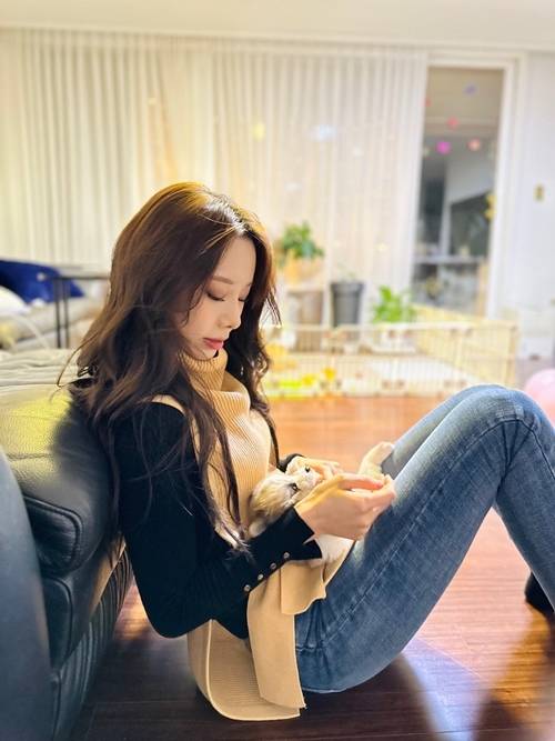 뮤지컬배우 정유지가 MK스포츠와 펫터뷰를 진행했다. 사진=정유지