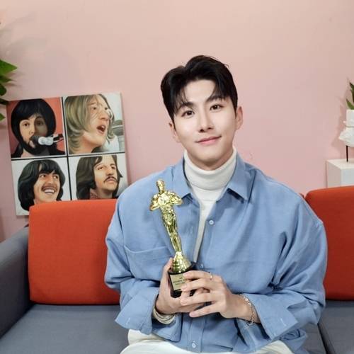 멋진녀석들 백결이 ‘K스쿨’로 토론토 국제놀리우드 영화제에서 국제 남우주연상을 수상했다. 사진 = DNA엔터테인먼트