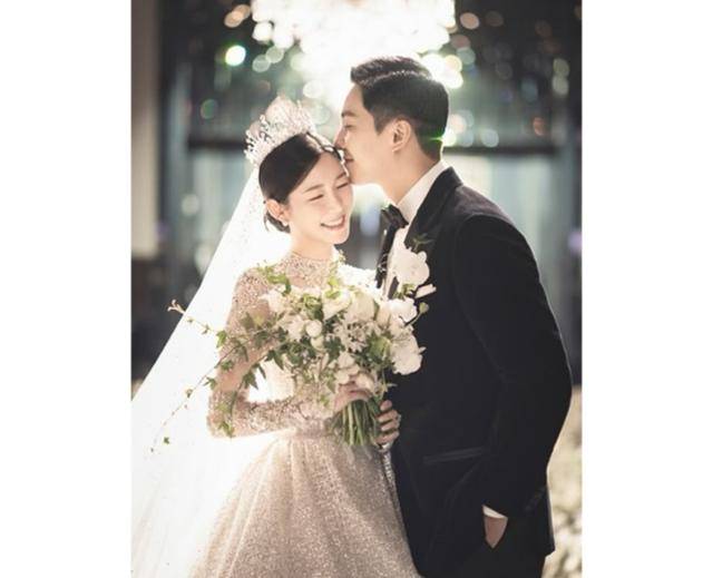 이승기·이다인 부부. 휴먼메이드 제공