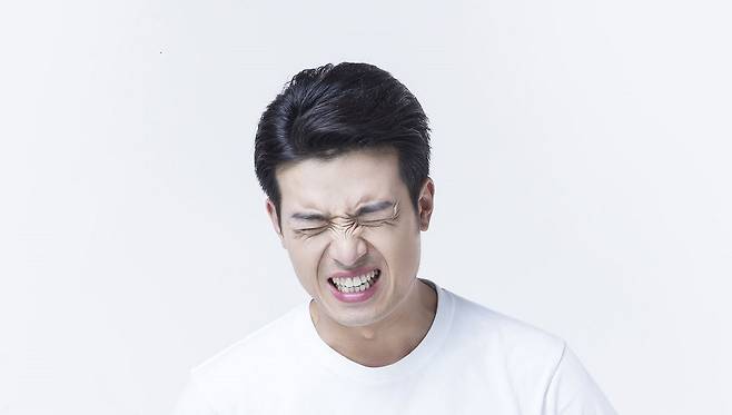 포경 수술은 상당한 고통이 동반되기 때문에 수술 직후에는 정상적인 일상생활이 불가능하다/사진=클립아트코리아