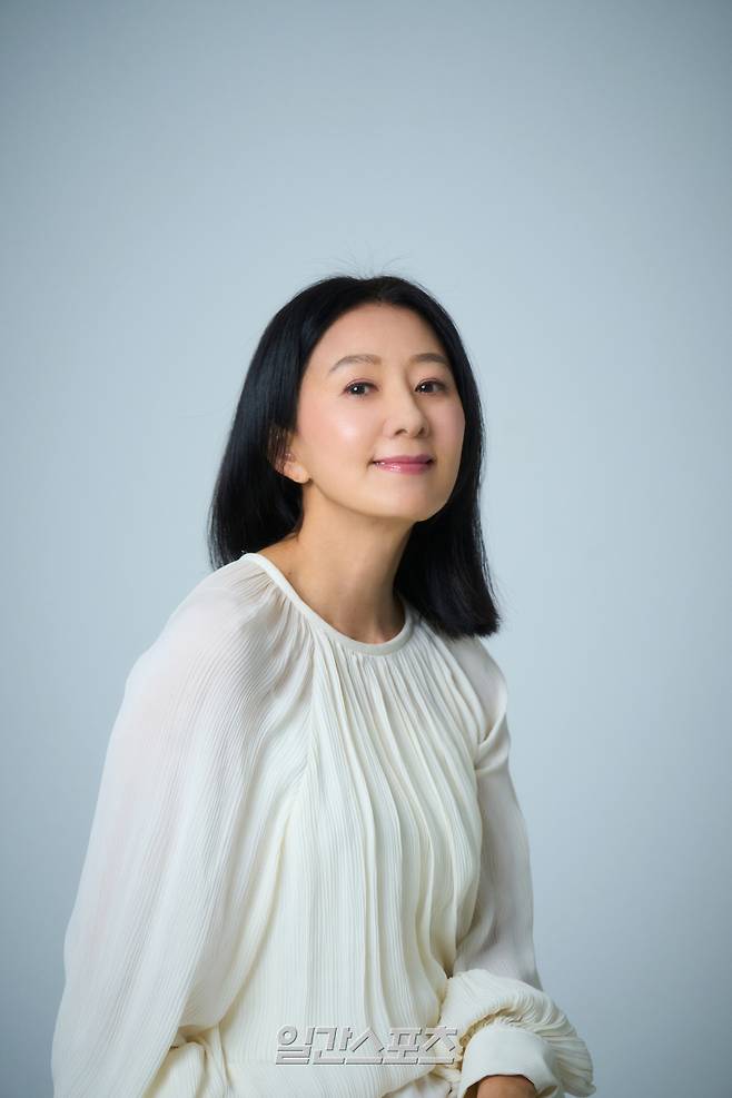 '데드맨' 김희애. (사진=콘텐츠웨이브 제공)