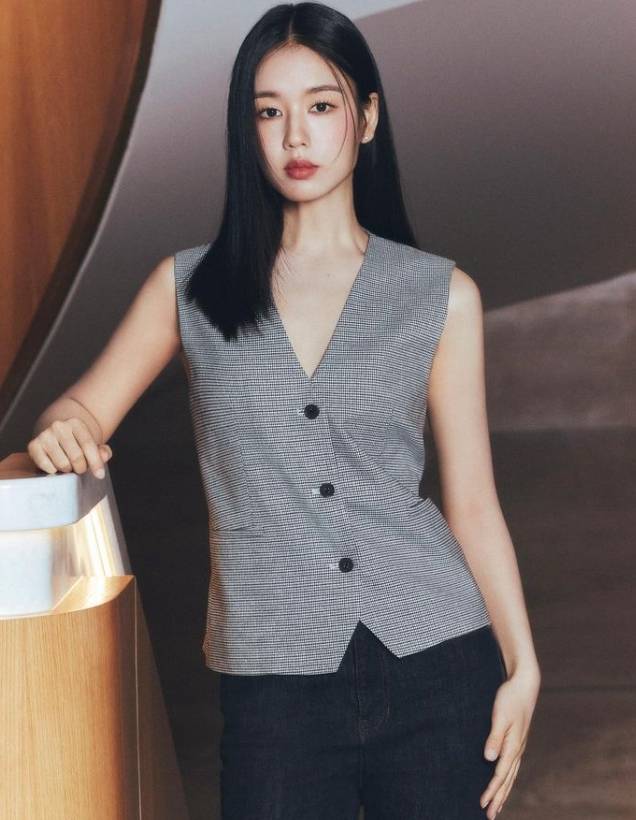 배우 안은진. 사진 | 셀렙샵 에디션