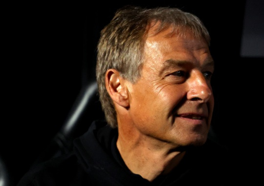 The Asian Football Confederation (AFC) Asian Cup 2023 quarterfinal match between South Korea and Jordan at the Ahmad Bin Ali Stadium in Al Rayyan, Qatar, on Saturday. Head coach Jurgen Klinsmann awaits the start of the match. Yonhap News Agency