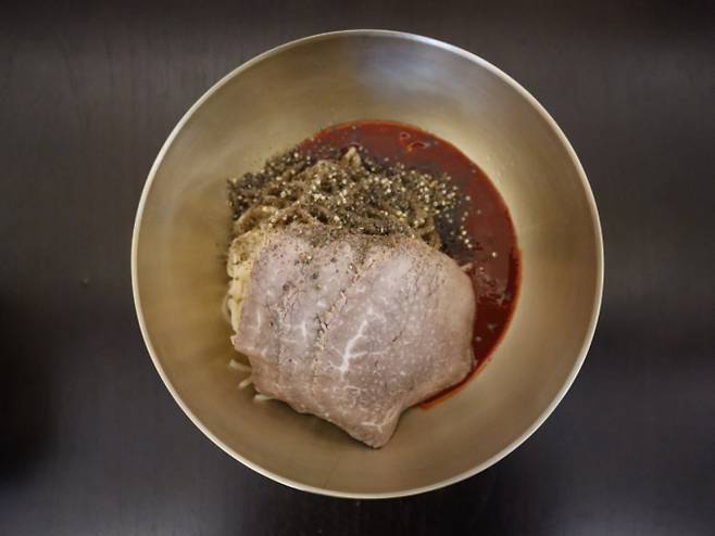면서울의 매콤비빔면. /사진=다이어리알