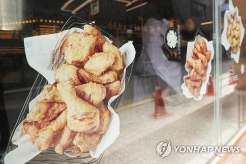 국민 야식인 치킨  [연합뉴스 자료사진]