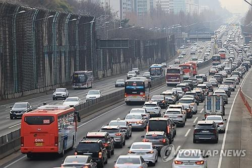 고속도로 정체 [연합뉴스 자료사진]