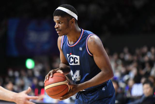 부산 KCC 이지스가 대구 한국가스공사 페가수스를 제압하며 5위 자리를 지켰다./KBL