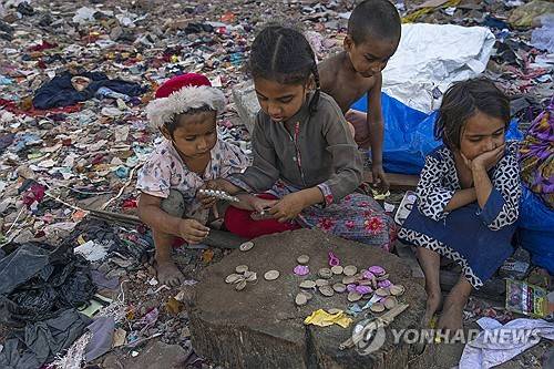 APTOPIX India Daily Life