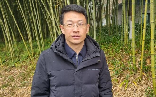 지난 5일 중국 쓰촨성 청두시 중국판다보호연구센터 두장옌 기지에서 만난 리더셩 판다보호연구센터 부주임(수석과학자). 청두/최현준 특파원