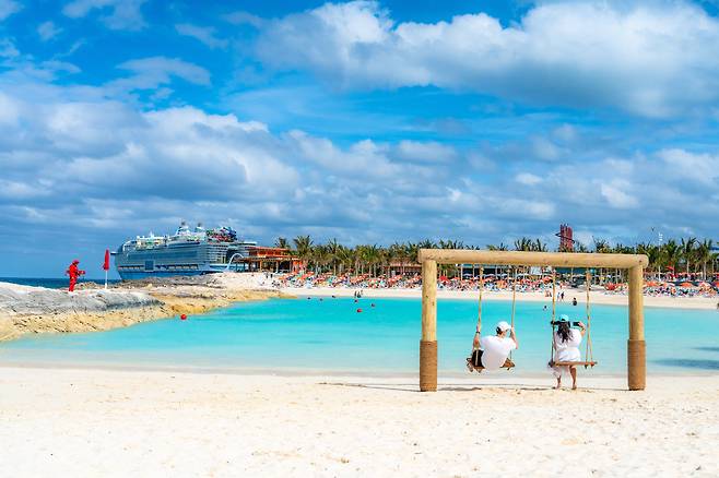 바하마의 코코케이 섬. 로얄 캐리비안 선사가 소유한 휴양지로 크루즈 탑승객만 이용할 수 있다.