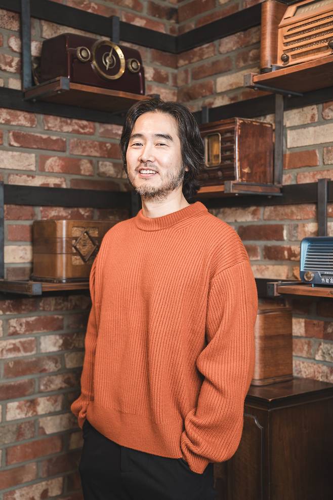 ‘킬러들의 쇼핑몰’을 연출한 이권 감독. 사진ㅣ월트디즈니 컴퍼니 코리아