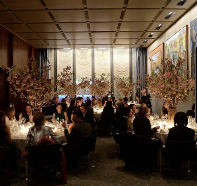 포시즌즈 레스토랑 전경. [시그램]