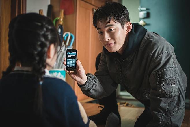 ▲ 킬러들의 쇼핑몰 박정우 스틸. 제공| 월트디즈니컴퍼니 코리아