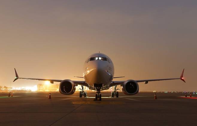 김포공항에 국내 항공사가 도입한 B737-8이 주기돼 있다. 뉴시스