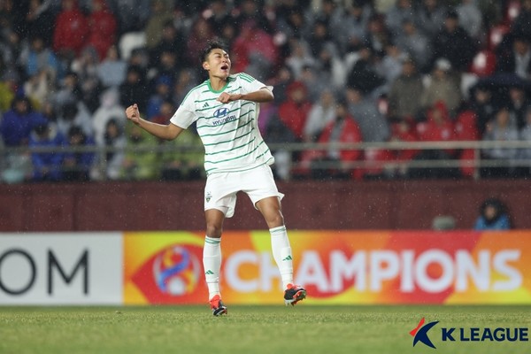 정태욱(전북현대). 한국프로축구연맹 제공