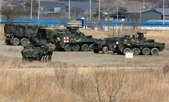 지난해 3월 경기도 연천군에서 진행한 한미연합 군사연습에서 야외훈련이 실시되고 있다. 예비역 병장 노씨는 군 복무 시절 손가락을 다친 상태에서 이 훈련에 참가했다. 뉴스1