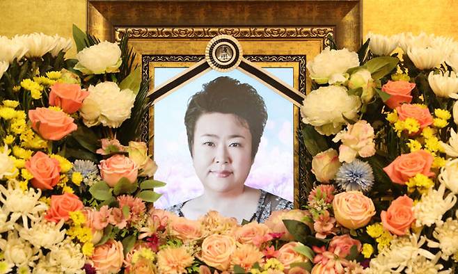 뇌경색 투병 중 세상을 떠난 가수 故 방실이(본명 방영순)의 빈소가 20일 인천 강화군 참사랑 장례식장에 마련됐다. 사진공동취재단 제공