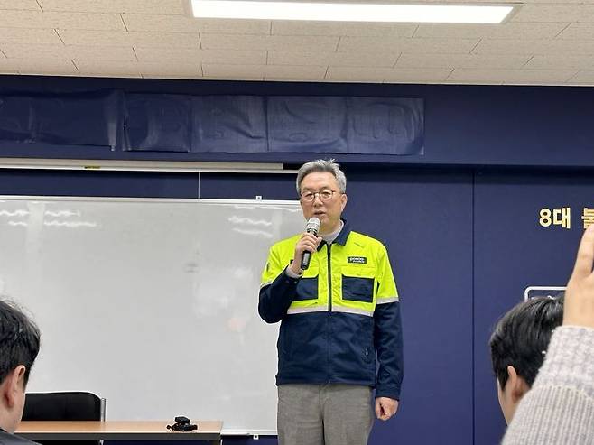 [광양=뉴시스] 이다솜 기자 = 김준형 포스코퓨처엠 대표가 포스코퓨처엠 광양 NCA 양극재 공장 착공식 이전 열린 기자간담회에 참석했다. 2024.02.22 photo@newsis.com *재판매 및 DB 금지