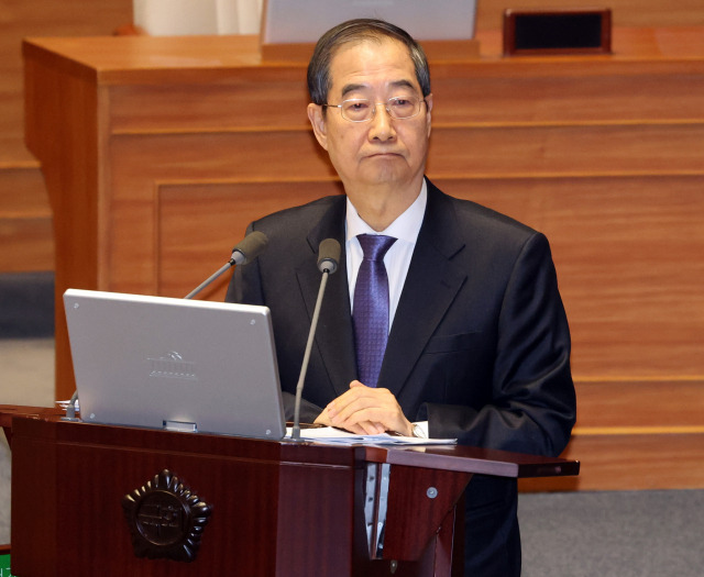 ▲한덕수 국무총리가 22일 국회 본회의 대정부질문에서 답변하고 있다. ⓒ연합뉴스