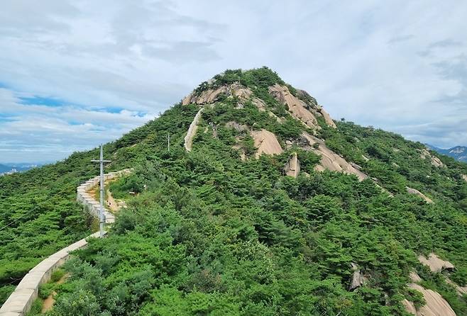 한양도성 인왕산 구간. [배한철 기자]