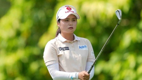 최혜진이 최종라운드 도중 아이언샷을 준비하고 있다. [사진=LPGA]