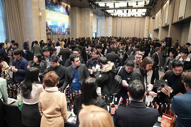 지난 26일 캘리포니아와인협회(CWI)가 조선 팰리스 서울 호텔에서 연 '캘리포니아 와인 얼라이브 테이스팅 2024'(California Wine Alive Tasting 2024) 행사장 모습. 캘리포니아와인협회