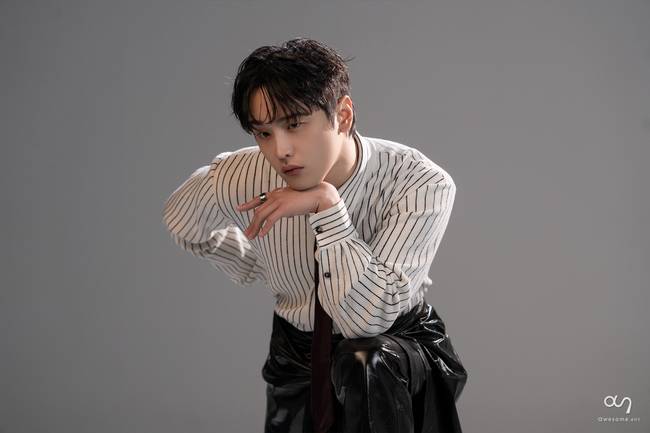 어썸이엔티 제공