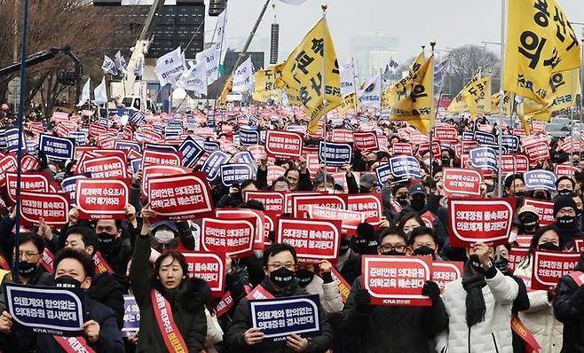 노동계‧진보단체도 외면…의사 집단행동 '사면초가'