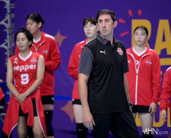 페퍼저축은행 선수단ⓒMHN스포츠 이지숙 기자