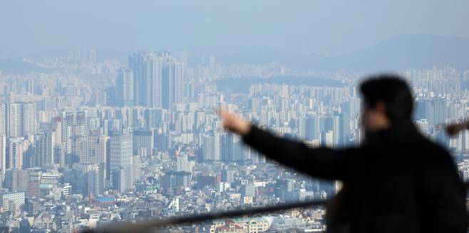 이달 전국에 1만6281가구가 청약시장에 출사표를 던진다. 청약홈이 3주 동안 개편에 들어가면서 한 달 전보다 약 37% 줄었으나 전년 동월보다는 24% 증가했다. 수도권은 4161가구, 지방은 1만22120가구가 분양 예정이다./사진=뉴시스