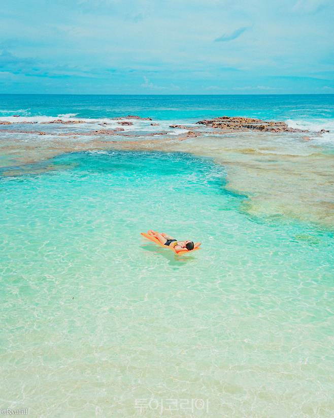 로타 스위밍홀 /사진-마리아나관광청