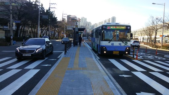 부산 시내버스 모습. [중앙포토]