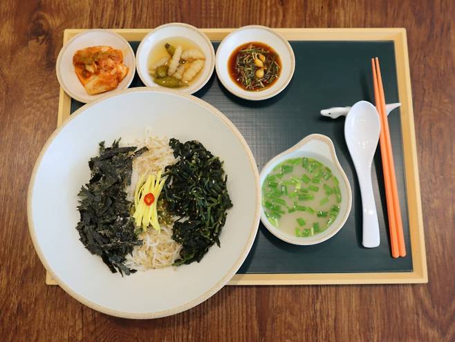 자연한알의 곤드레비빔국수. /사진=다이어리알