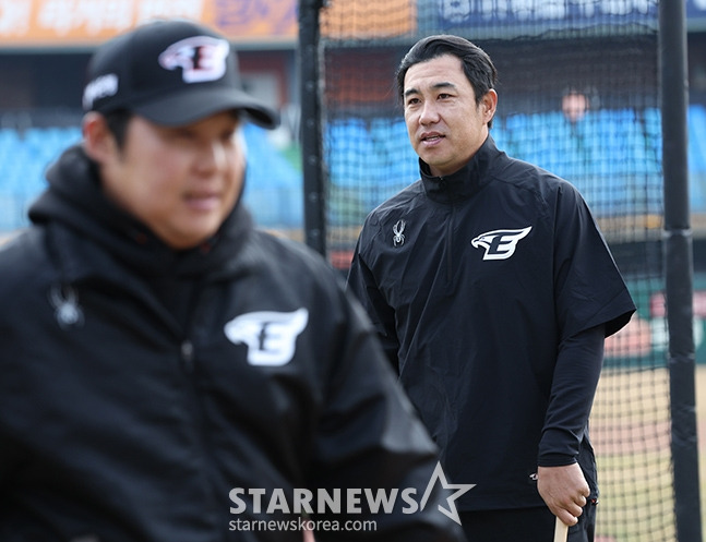 [포토] 김강민 '이제 내가 나설 차례인가'